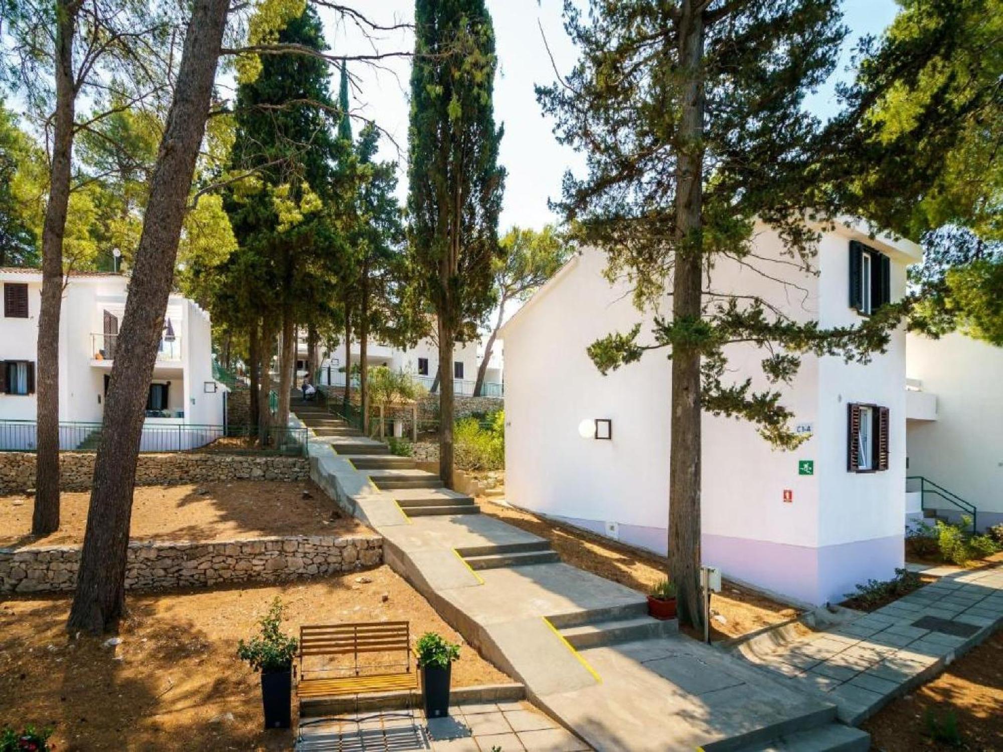 Lumbarda Resort Apartments Экстерьер фото