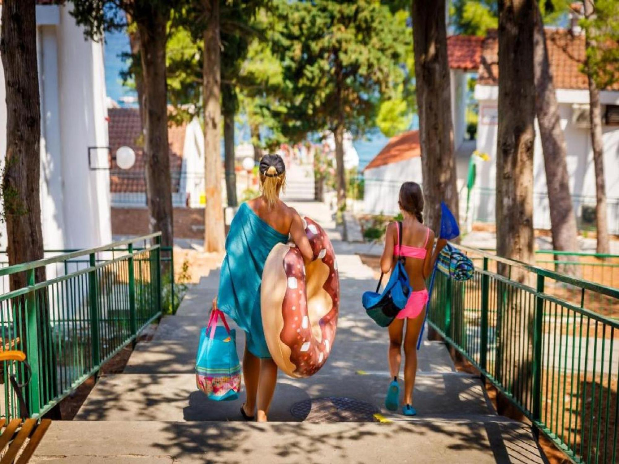 Lumbarda Resort Apartments Экстерьер фото